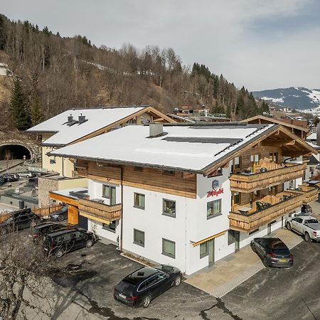 Appartements Zwoelferkogelblick Saalbach-Hinterglemm Extérieur photo